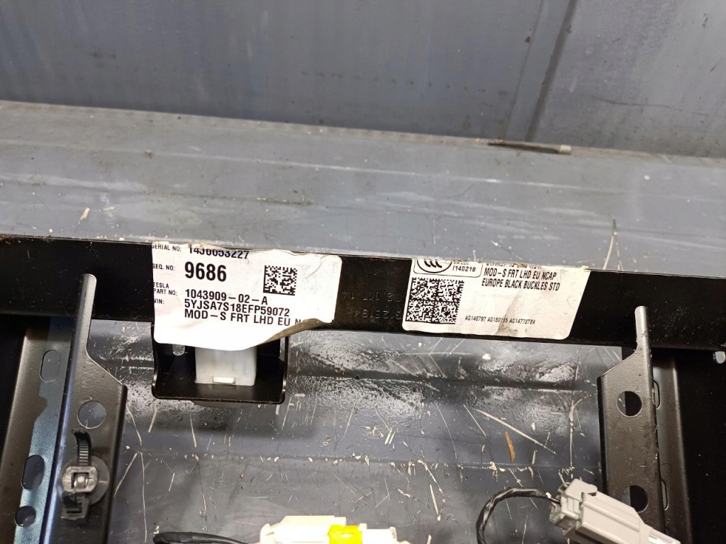 Tesla model s основа кронштейн задній сидіння Оригінал