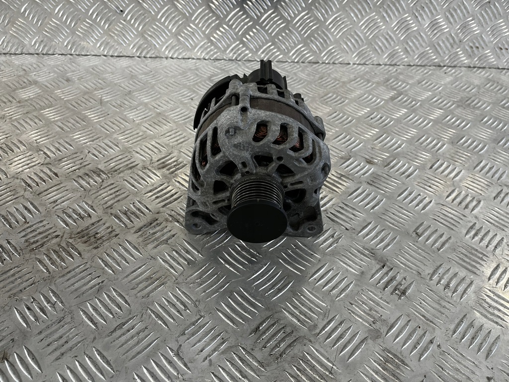 фото №1, Генератор dacia duster ii 18- 1.3 tce