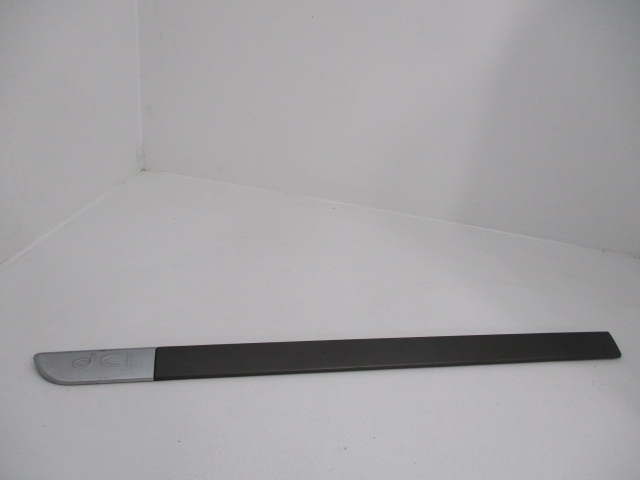 фото №1, Renault megane ii молдинг дверь левая передняя dci 8200073469