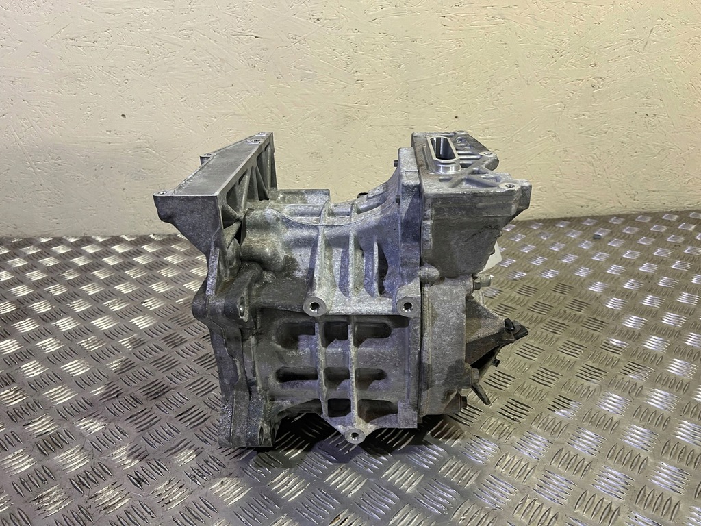 фото №8, Nissan leaf ii ze1 2018 двигатель