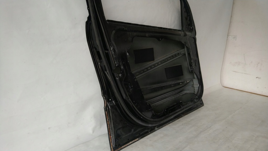Двері ліва перед передні mercedes ml 164 в Україні