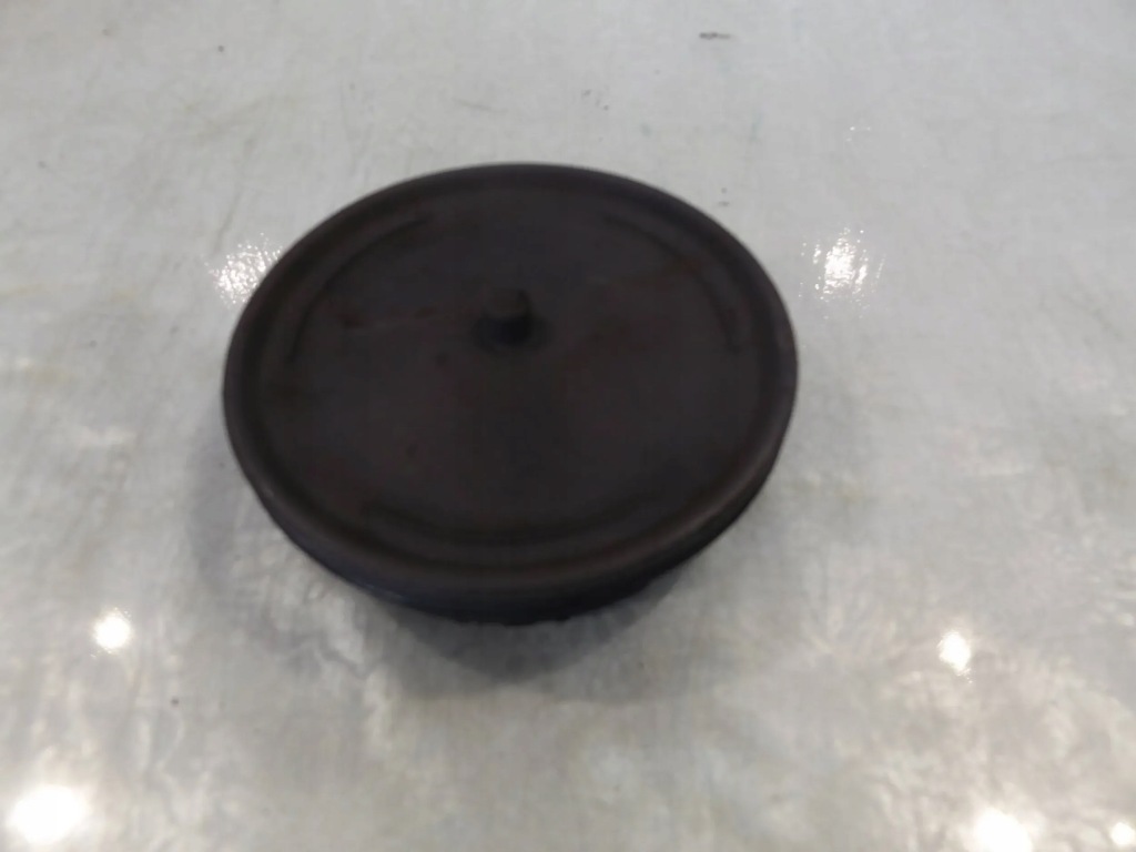 Купити Fiesta mk7 1,6tdci захист колеса вала 9684979280