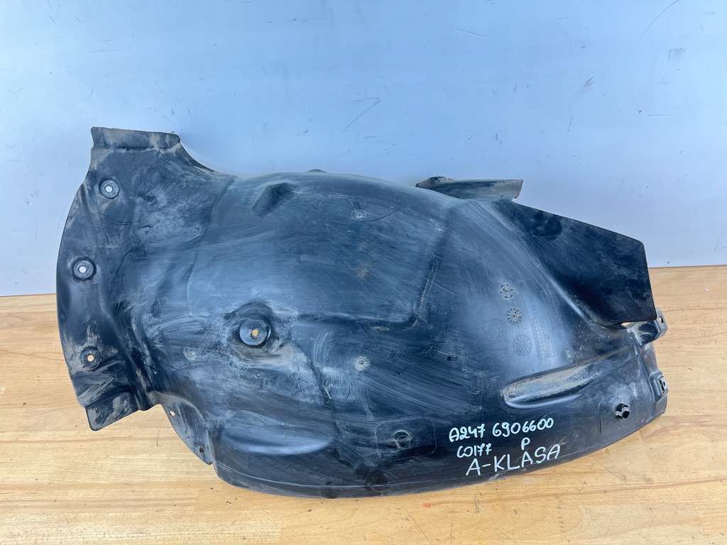 фото №1, Подкрылок правое передние mercedes w177 a1776906600