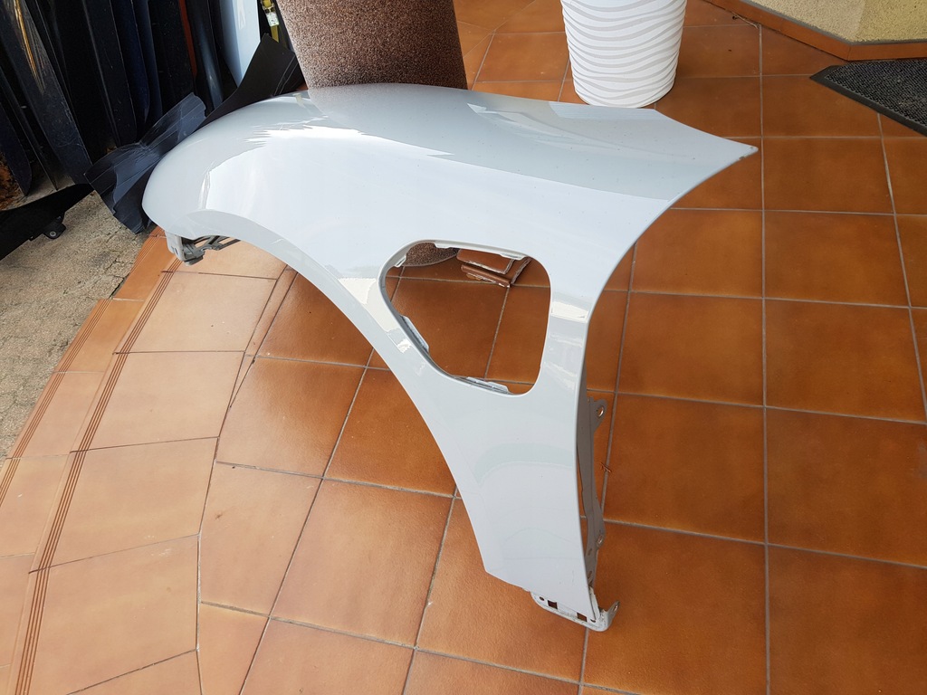 фото №8, Porsche taycan 9j1 крыло левый передний перед