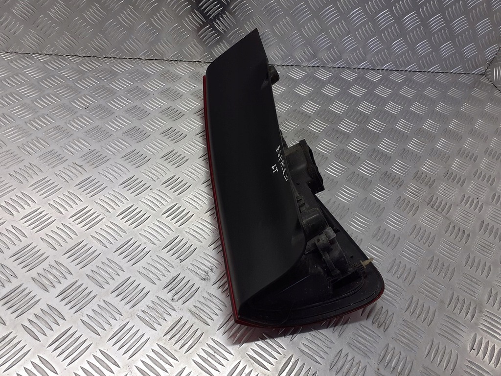 фото №2, Лампа левый задняя renault espace iv 8200027153