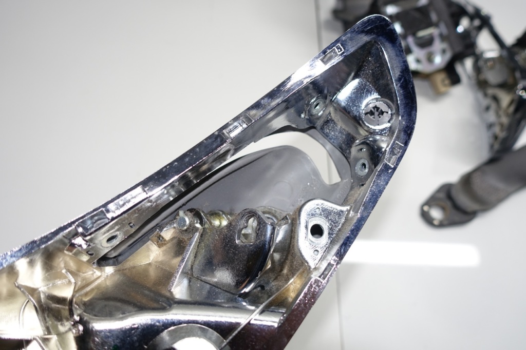 Mercedes w216 cl купе ручка сидіння кронштейн важіль 2169100171 ліва Недорого