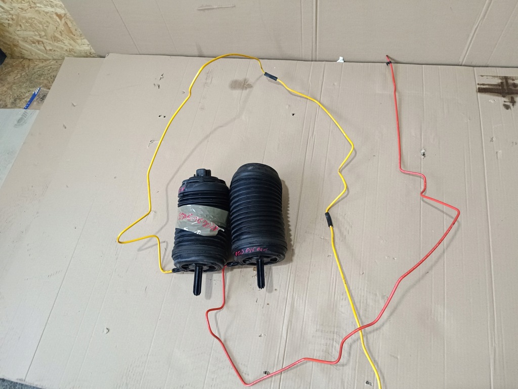 фото №1, Подушка подвеска задняя macan 95b 95b616001