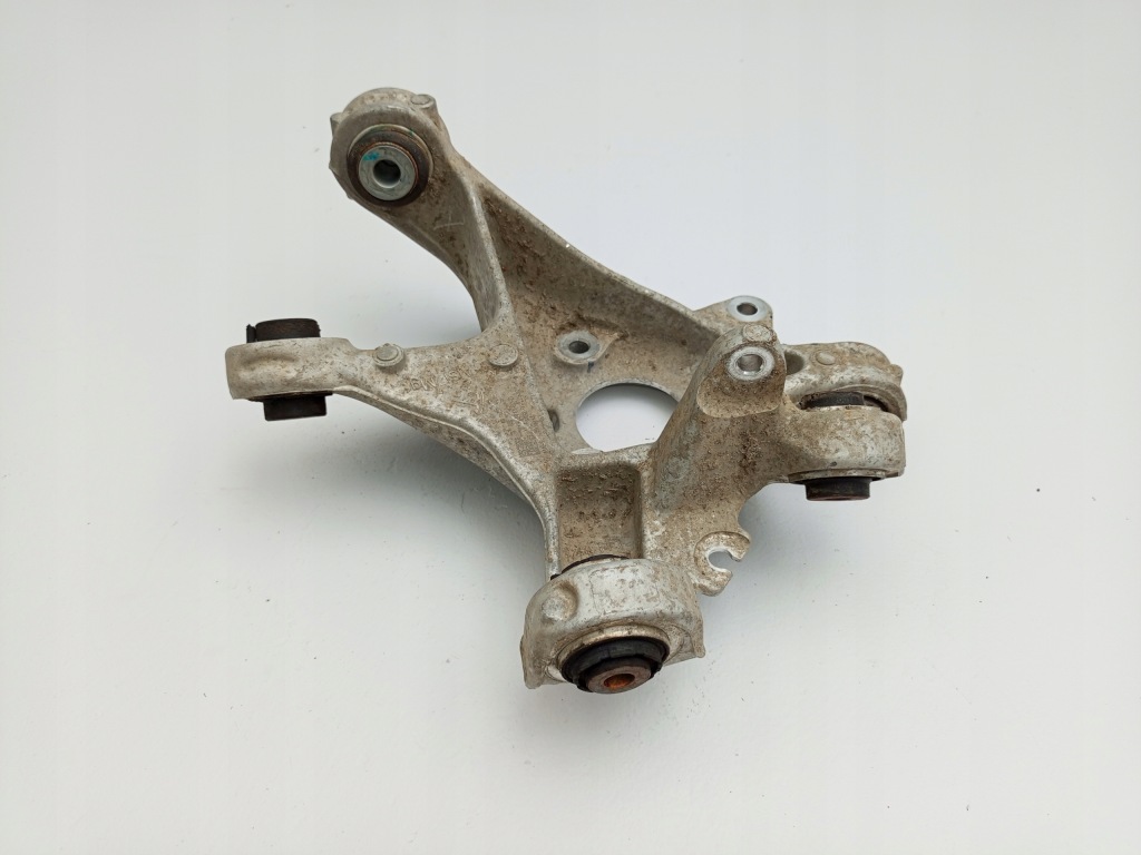 Tesla model 3 рестайлінг  2024- поворотний кулак ліва задній 1344411-00-d ÷ Доставка