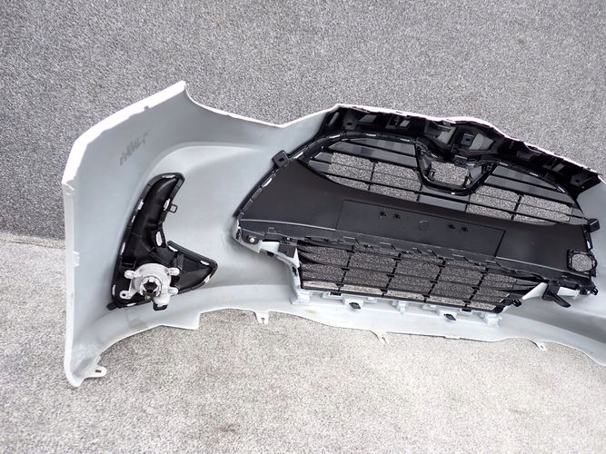 фото №8, Toyota yaris iv бампер передний перед