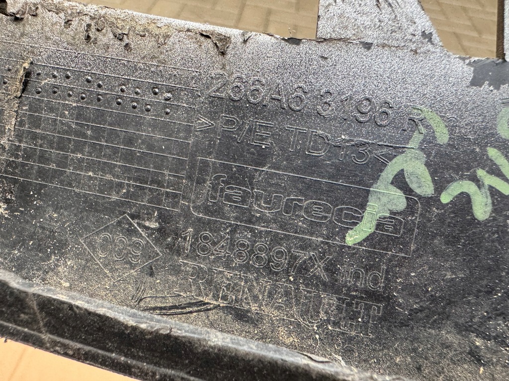 фото №3, Бампер молдинг решётка левая renault clio iv 4 rs trophy оригинал