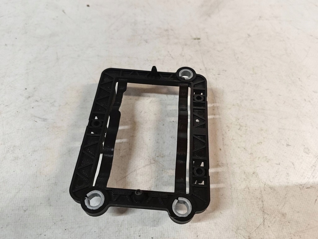 фото №2, Alfa romeo tonale - кронштейн кронштейн радара polecam