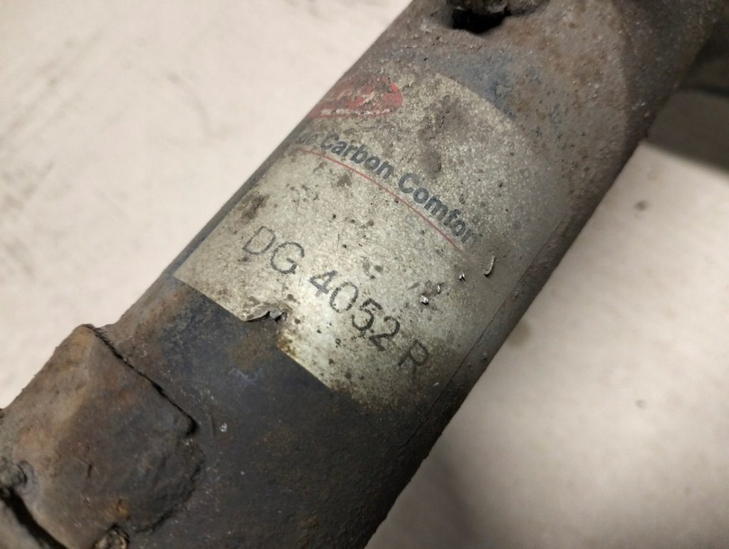 фото №8, Mcperson поворотный кулак левая peugeot 206 2,0 hdi