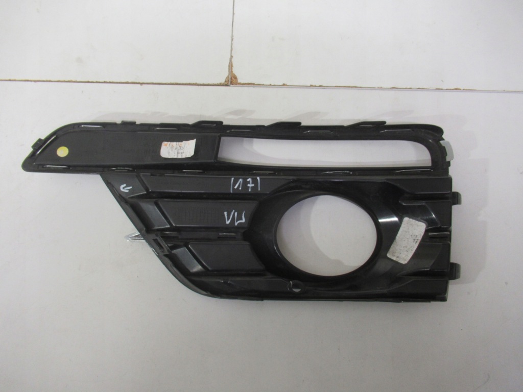 фото №3, New beetle r-line r line 17- решітка заглушка права 5c5853666k