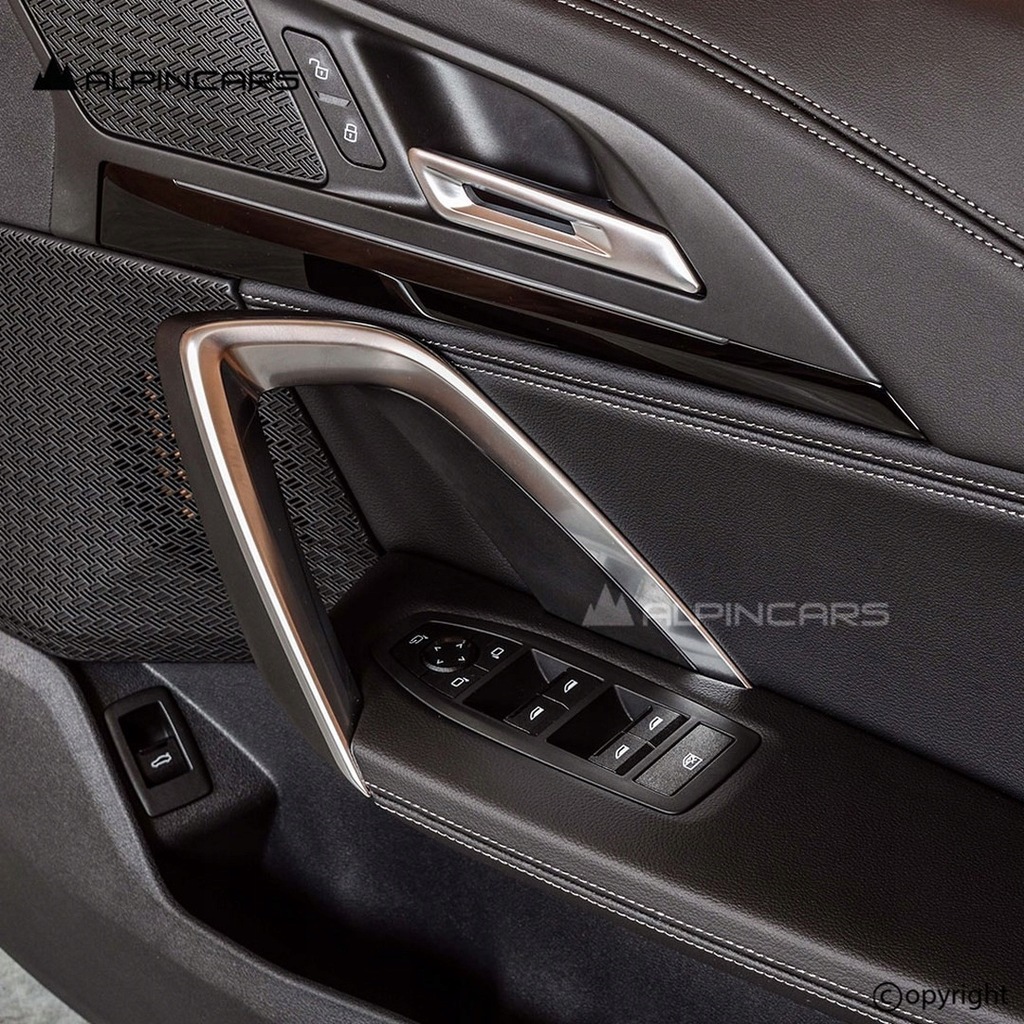 фото №9, Bmw u11 x1 обивка сиденья середина кожа rhd