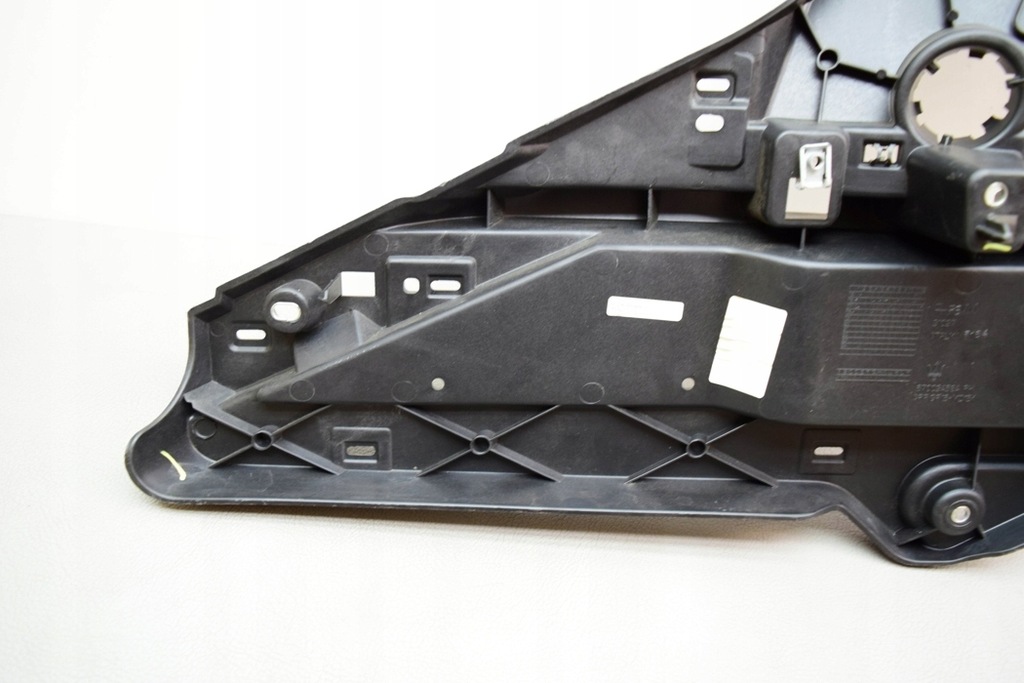 фото №8, Правая обивка багажника maserati levante suv m161 670034584 3.0l