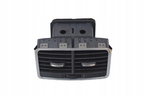 фото №1, Решітка обдув задня середина 4f0819203b audi a6 c6