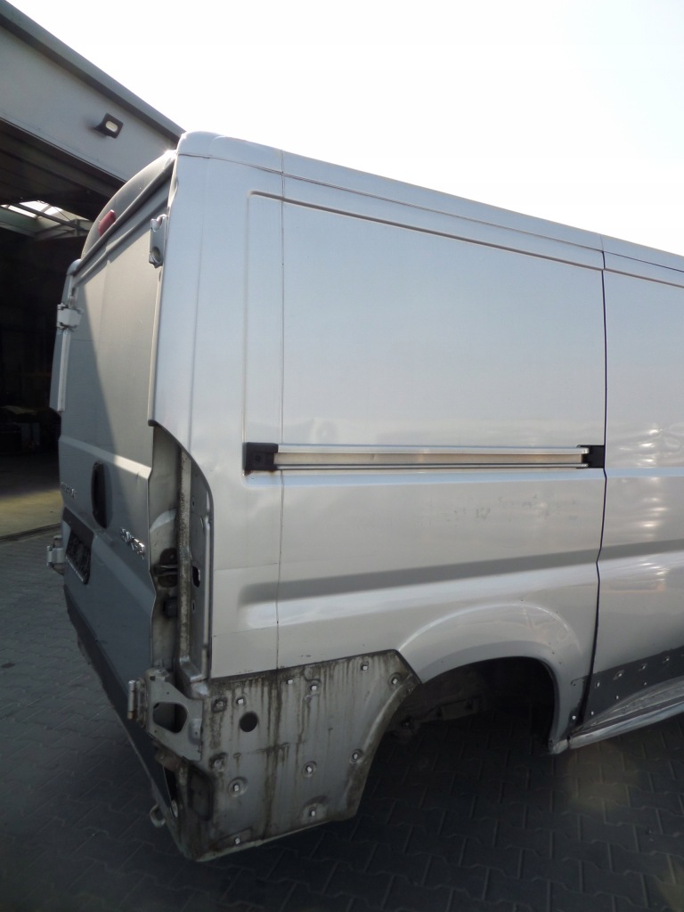 фото №1, Четверть уголок блок двигателя bok правый задняя peugeot boxer ii l1h1 цвет ezr