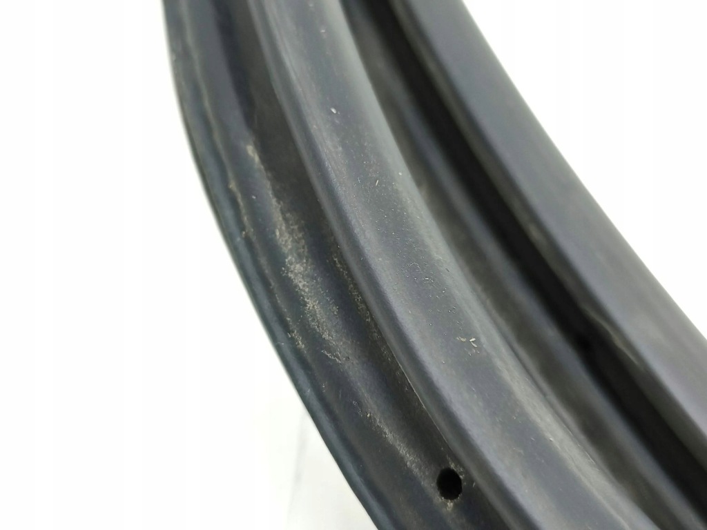 фото №7, Peugeot 308 2017 прокладка дверь передних