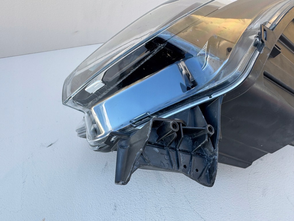 фото №16, Toyota proace city 19r- лампа права передня правий перед 9835780580