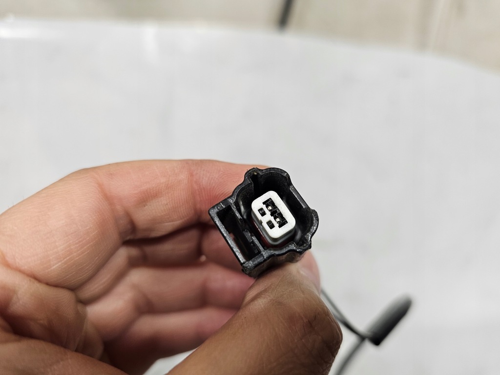 фото №7, Ford b-max 14r замок дверь правый перед верхний av1ar218d04ad