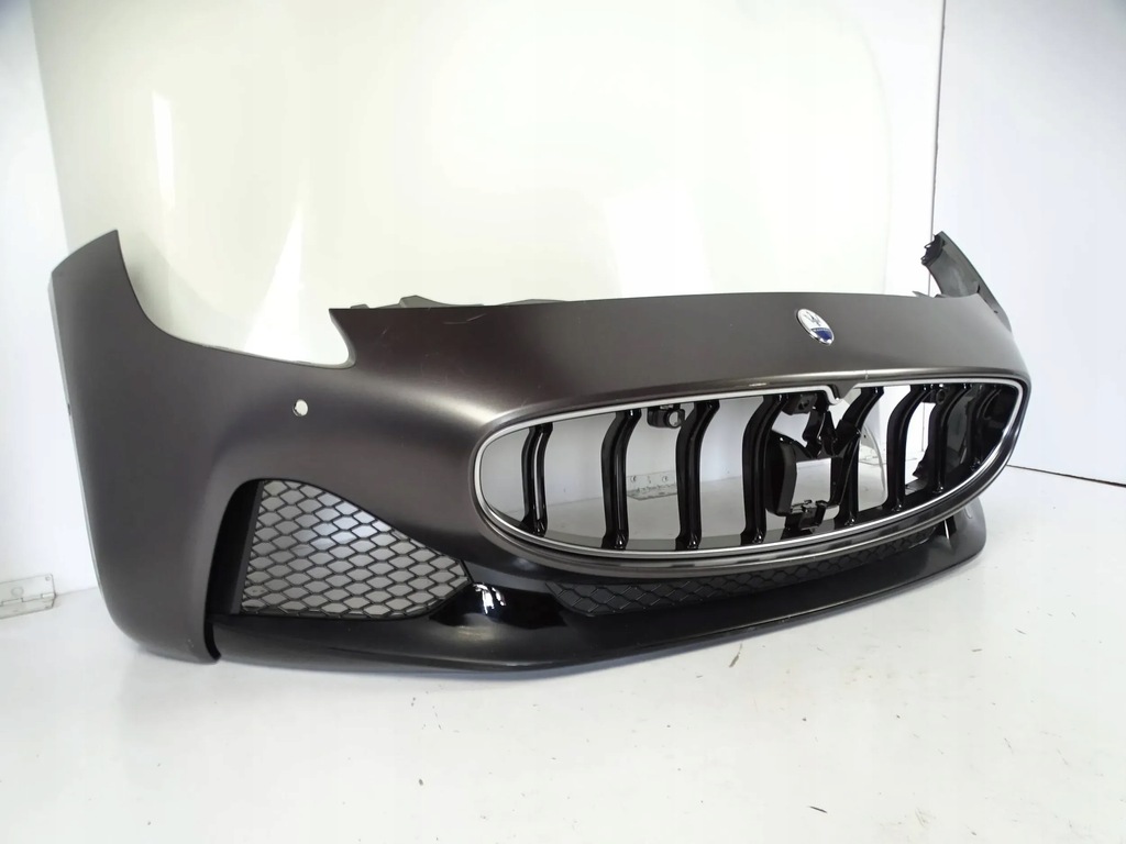 фото №10, Бампер перед передний maserati granturismo m189