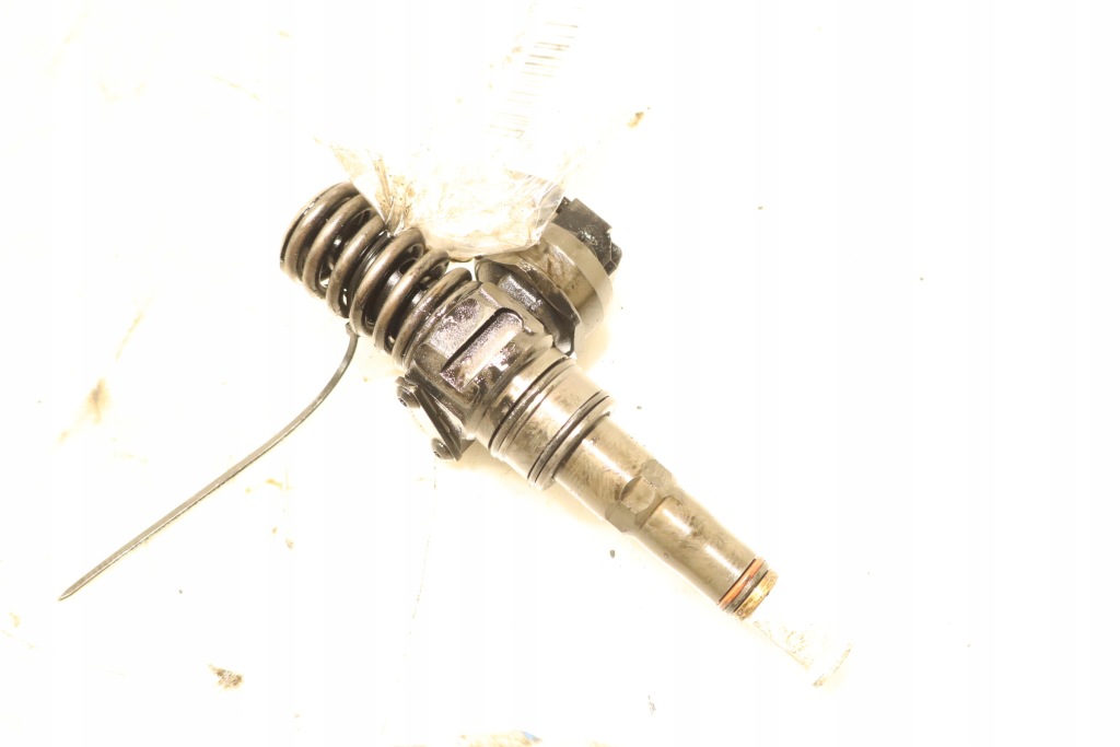 Купити Насоси-форсунки насос-форсунка volkswagen touareg i lift 2.5tdi