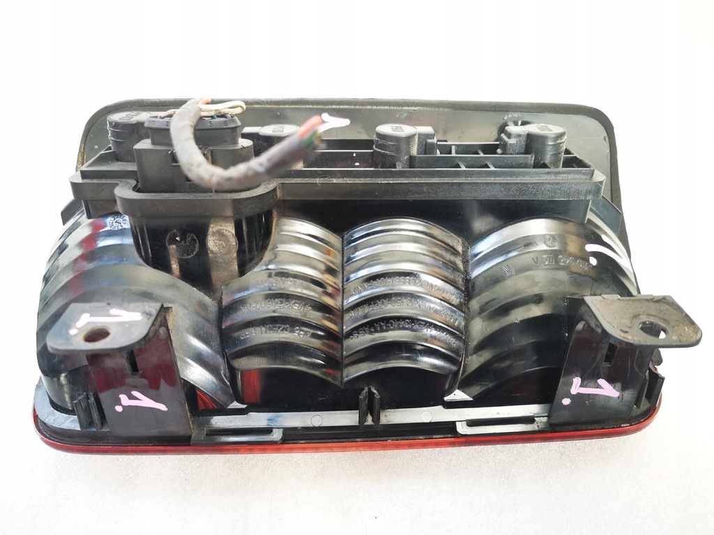 фото №7, Vw caddy лампа задняя правая 2k0945112a