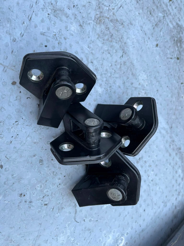 Купить Bmw 5 e39 1998 задний  сторона правая засов замка дверь задних