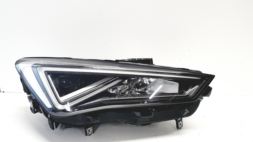 фото №1, Seat leon iv 5f правая лампа перед передняя full led 5fb941008j