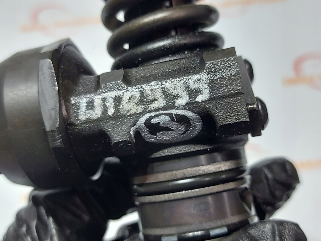 Audi seat skoda vw 1.9 tdi насос-форсунка 038130073ag Ціна