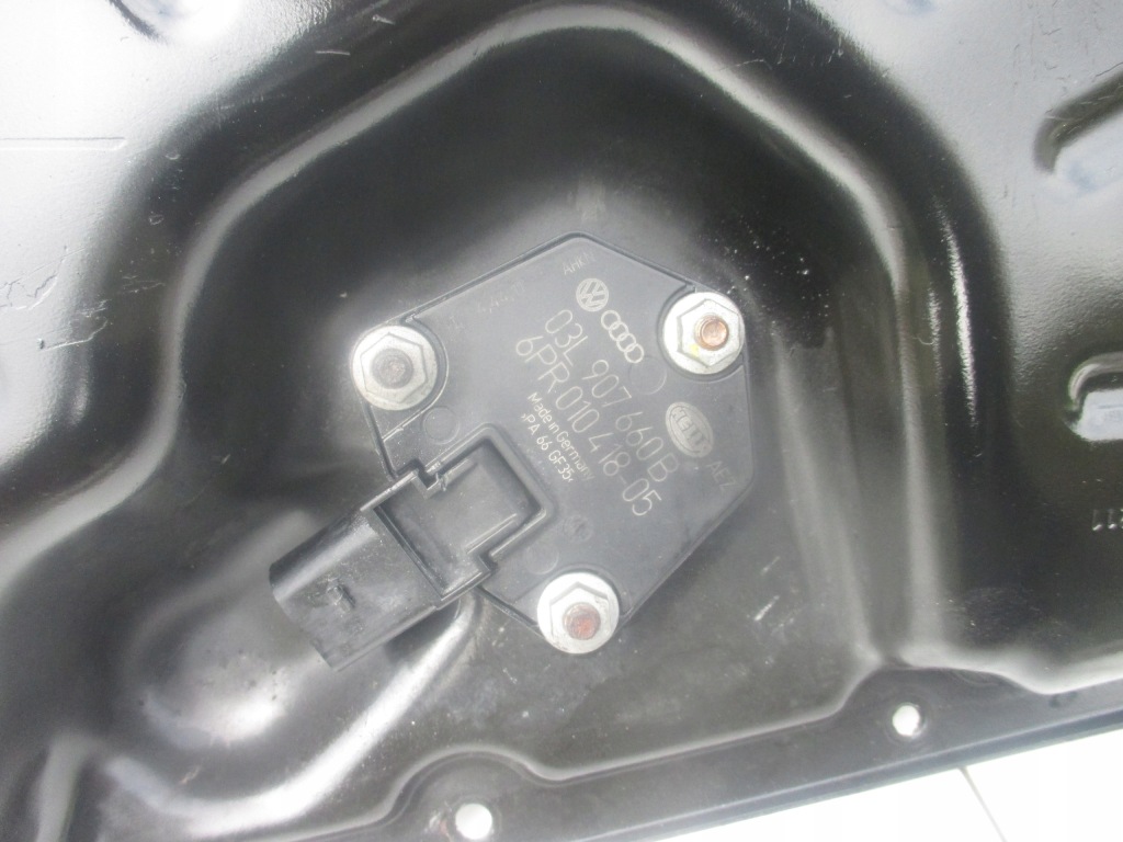 Поддон масляная картер датчик уровня масла audi a8 d4 4h 4.2 tdi Оригинал