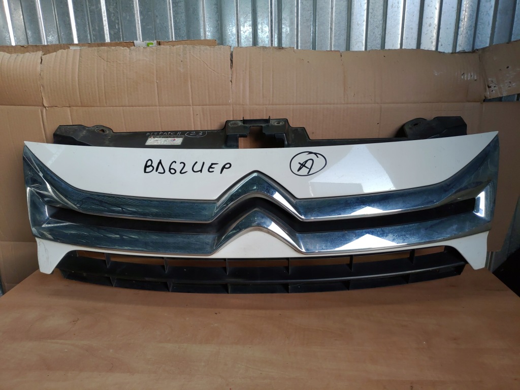 фото №1, Решітка радіатора решітка радіатора бампер перед citroen jumpy ii lift lata 2012-2016 колір ewpa