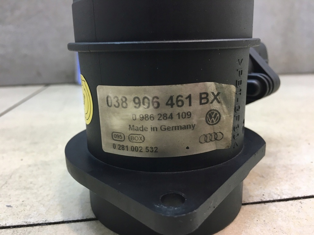 фото №7, Витратомір a3 8l fl 1.9 tdi 0281002531 038906461b