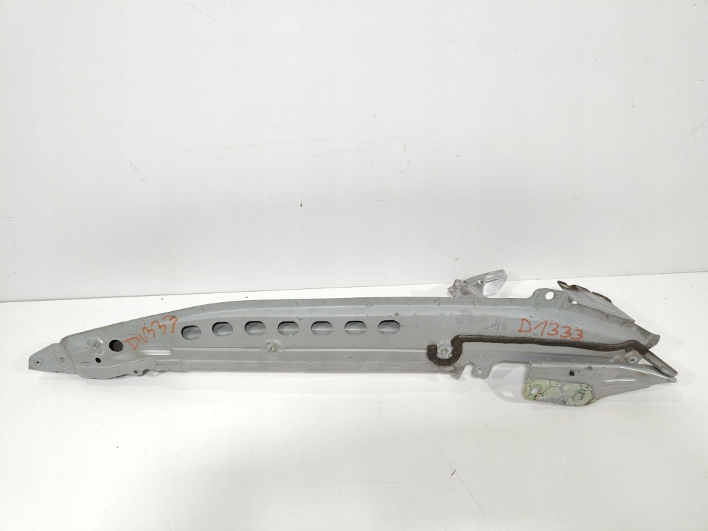 фото №1, Porsche оригинальный номер 7l5823302 петля капот