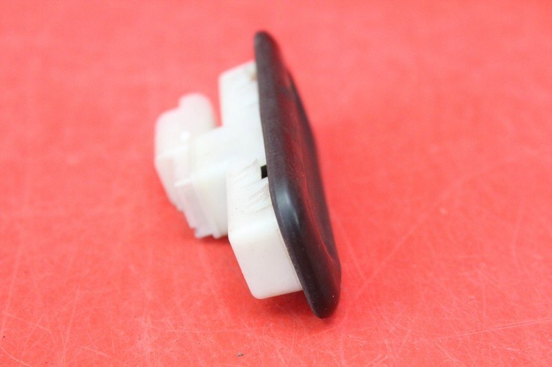 фото №4, Ручка кнопка кришки задня задній peugeot 308 1 i t7 3d hb 07-13