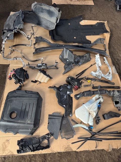 фото №16, Капот бампер лампы крылья pas радиатор перед jaguar xf ii x260 15-