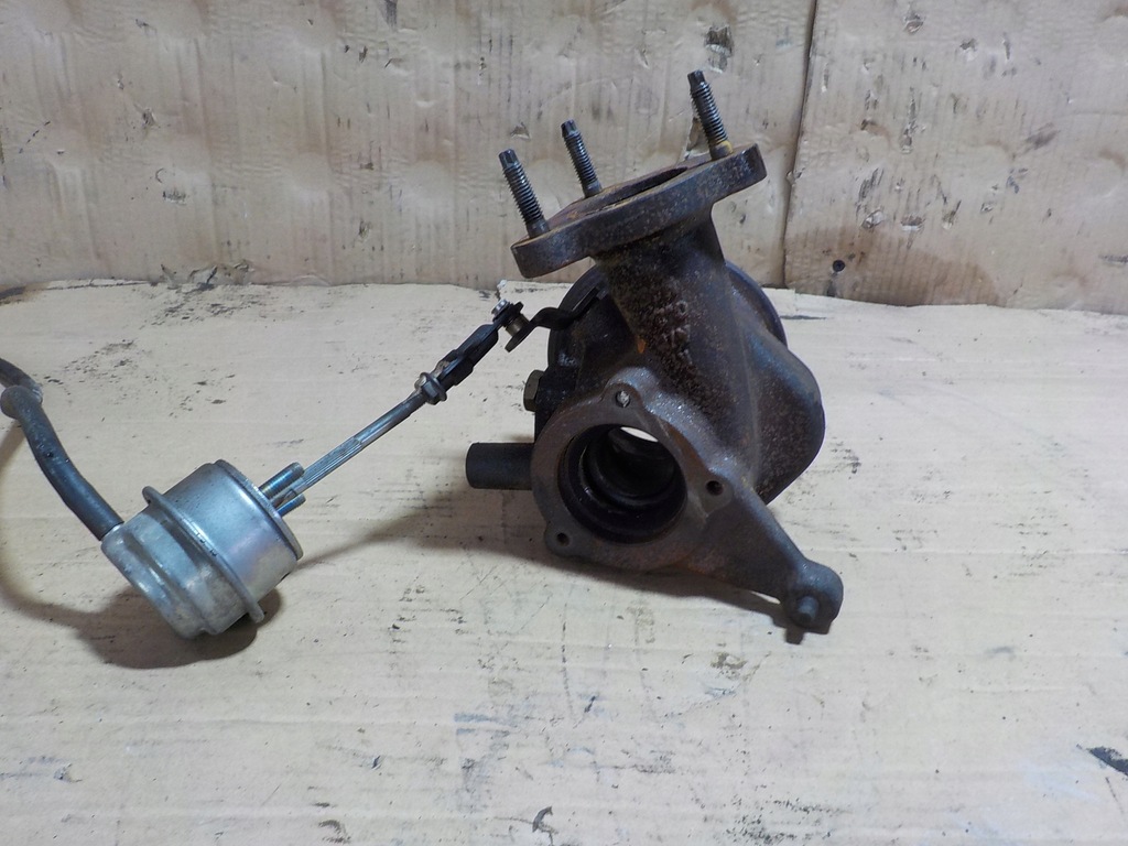 фото №6, Volvo v40 корпус турбины 2.0 дизель