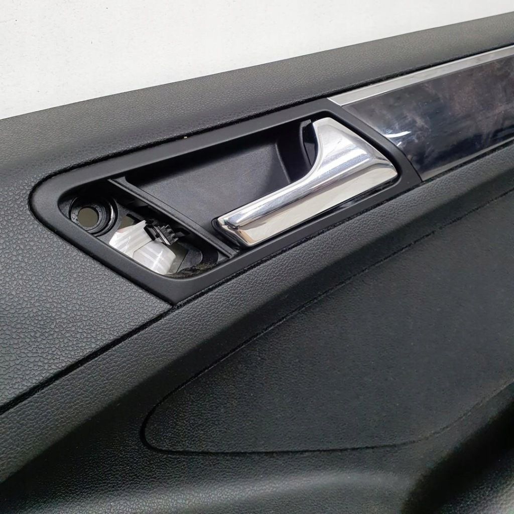 Обивка обшивка дверь правый перед mercedes ml w164 европа с Разборки