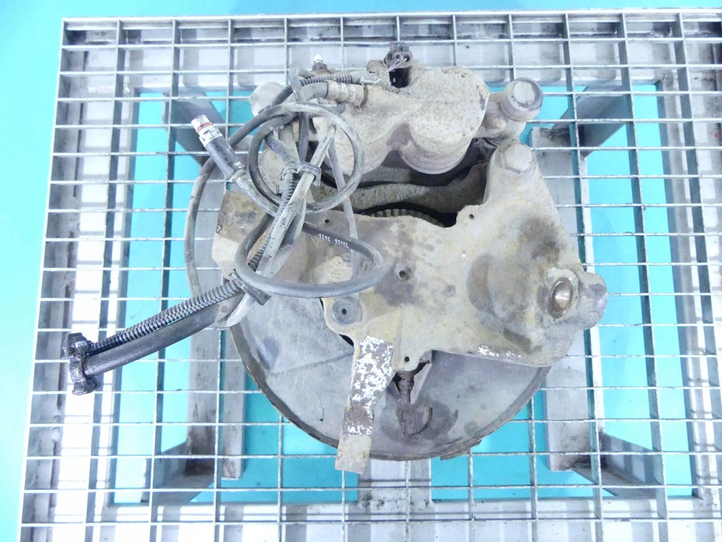 фото №2, Поворотный кулак правая перед r16 abs iveco daily iv 2.3