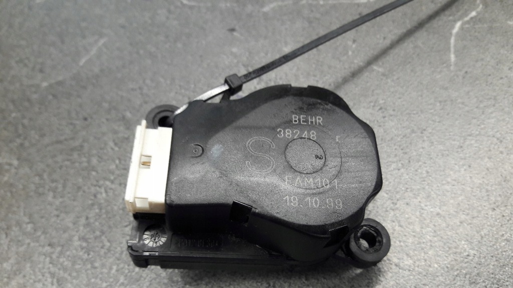 фото №1, 38248 моторчик обдув volvo s80