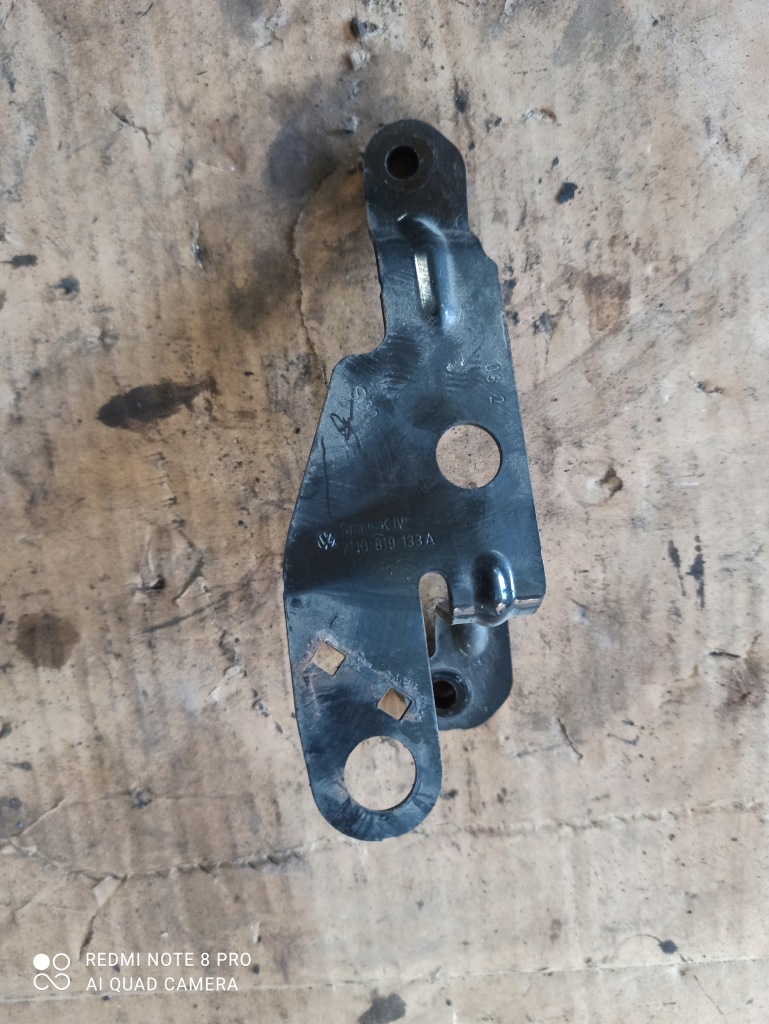 фото №1, Кронштейн клапана alhambra ii 7n 7n0819133a