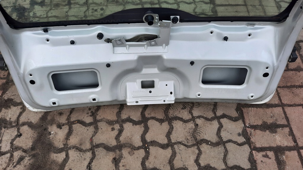 фото №10, Задня кришка багажника volvo v50 04-12r 426-26