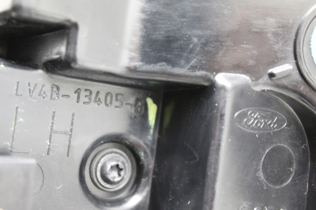 Ford kuga mk3 фара задняя левая led 2019+ в Украине