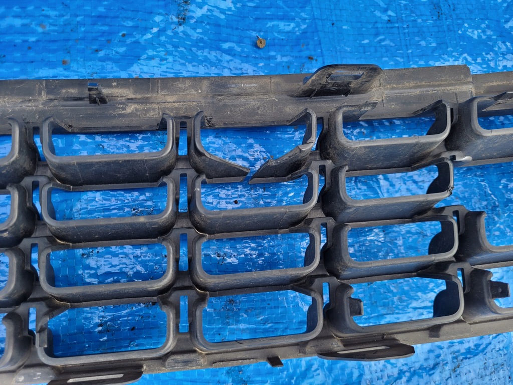 фото №12, Opel-części astra j решітка радіатора решітка середня бампера перед pdc 13294276