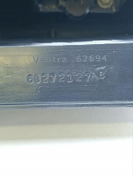 фото №11, Лампы задние dodge durango 2014 с левый usa 68272127ab