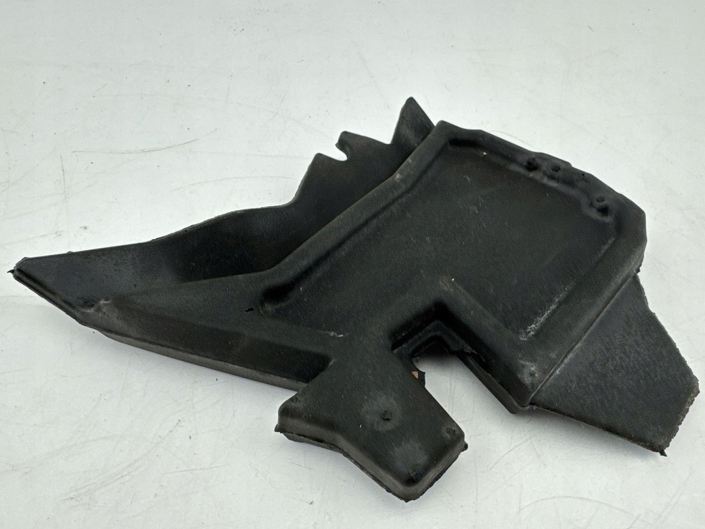 фото №5, Toyota yaris cross 2023 правая сторона другое запчасти кузов