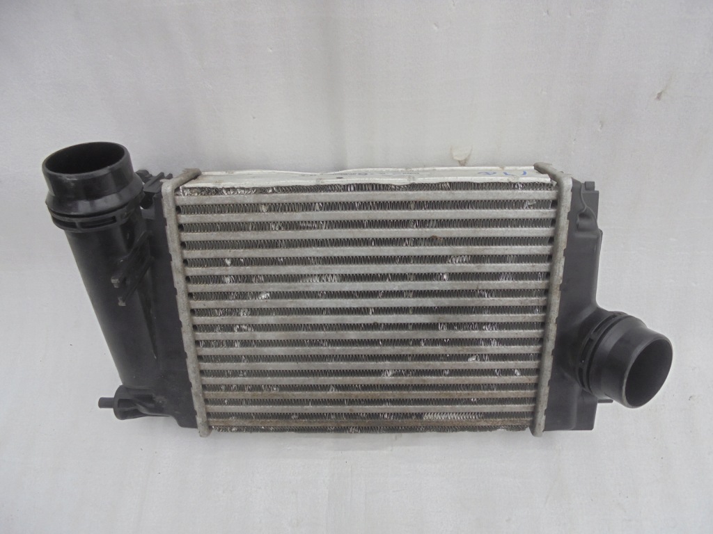 фото №1, Интеркулер радиатор воздуха nissan renault 144614ed1a исправный slask