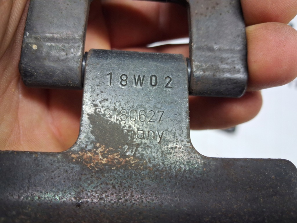 фото №4, Петля петли кронштейн дверца бардачка renault gama t