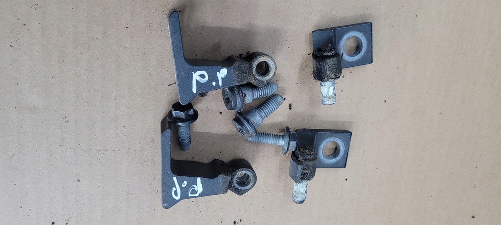 фото №1, A6 c7 4g s6 петля петли дверь правое правый перед передние lz7s