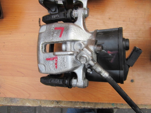 фото №8, Vw passat b6 b7 суппорт тормозной задняя правый левый